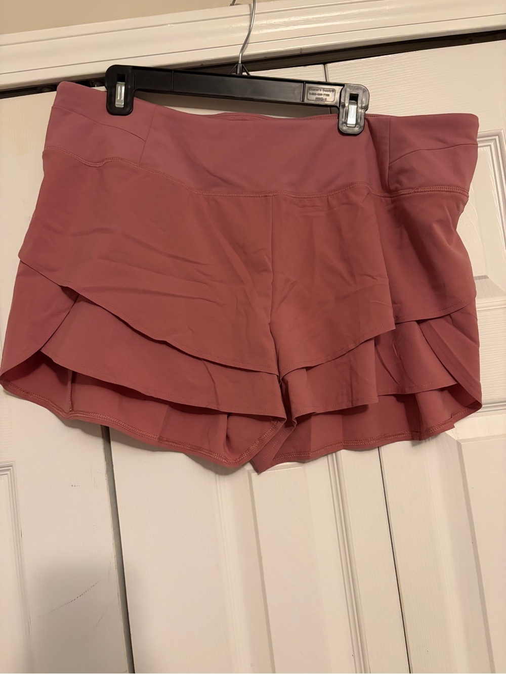 NWT Calia by Carrie Underwood Women’s Layered Athletic Petal shorts XL Pink